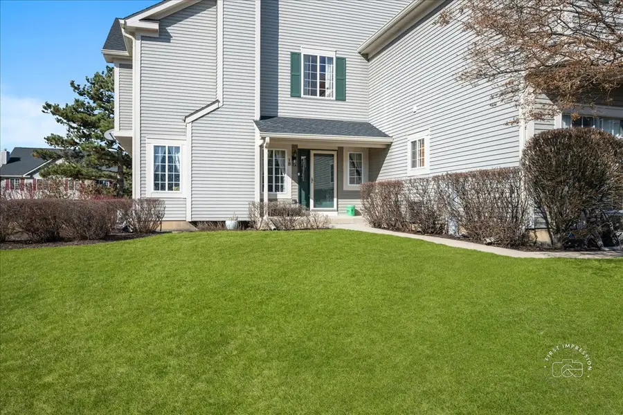 1 Windsor Circle #B, South Elgin, IL 60177 - #2