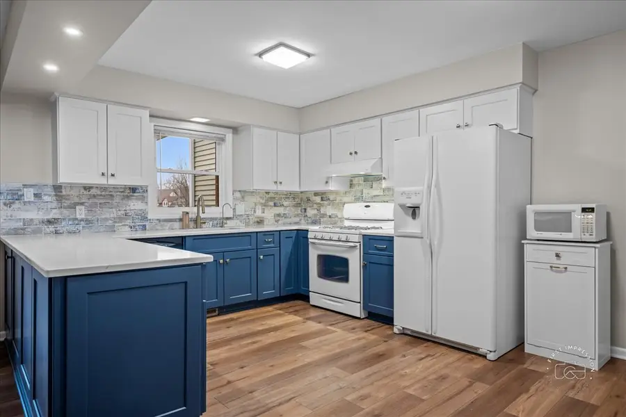 701 Viking Drive, Batavia, IL 60510 - #3