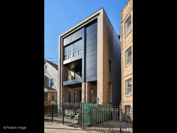 1910 N Kedzie Avenue #2R, Chicago, IL 60647