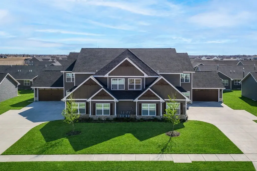 3085 Shanes Way, Bettendorf, IA 52722 - #1