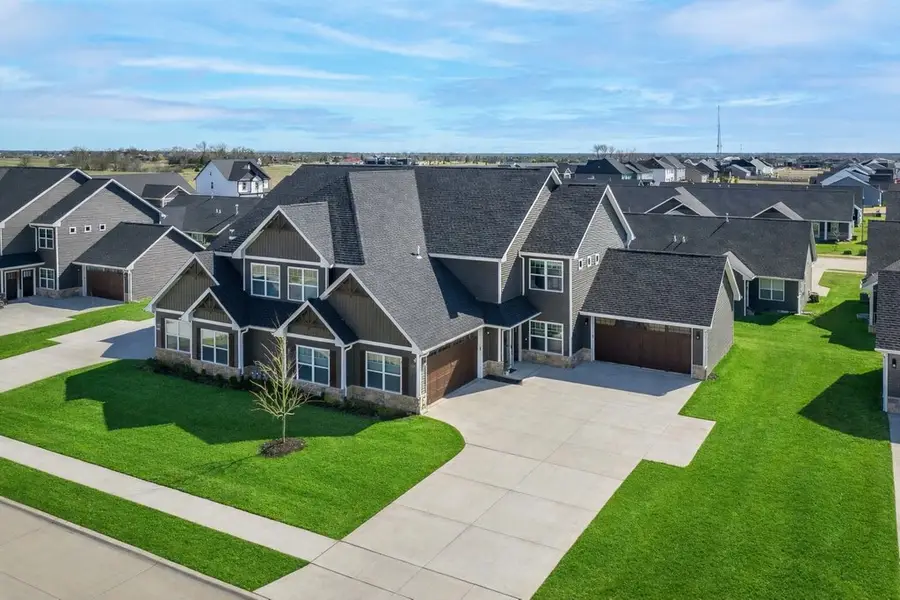 3085 Shanes Way, Bettendorf, IA 52722 - #2