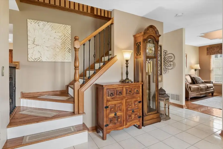 132 Ashcroft Drive, Bolingbrook, IL 60490 - #2