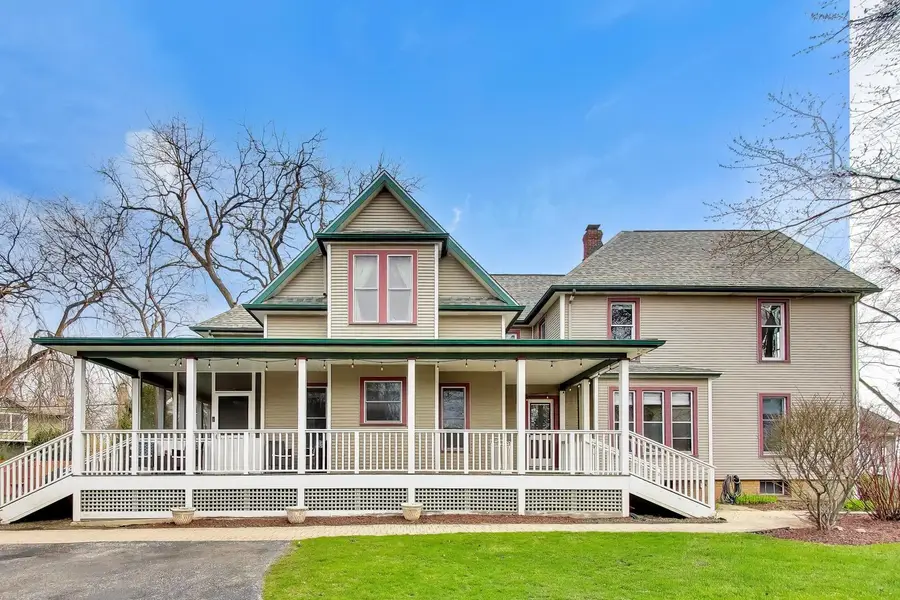 311 Brainerd Avenue, Libertyville, IL 60048 - #2