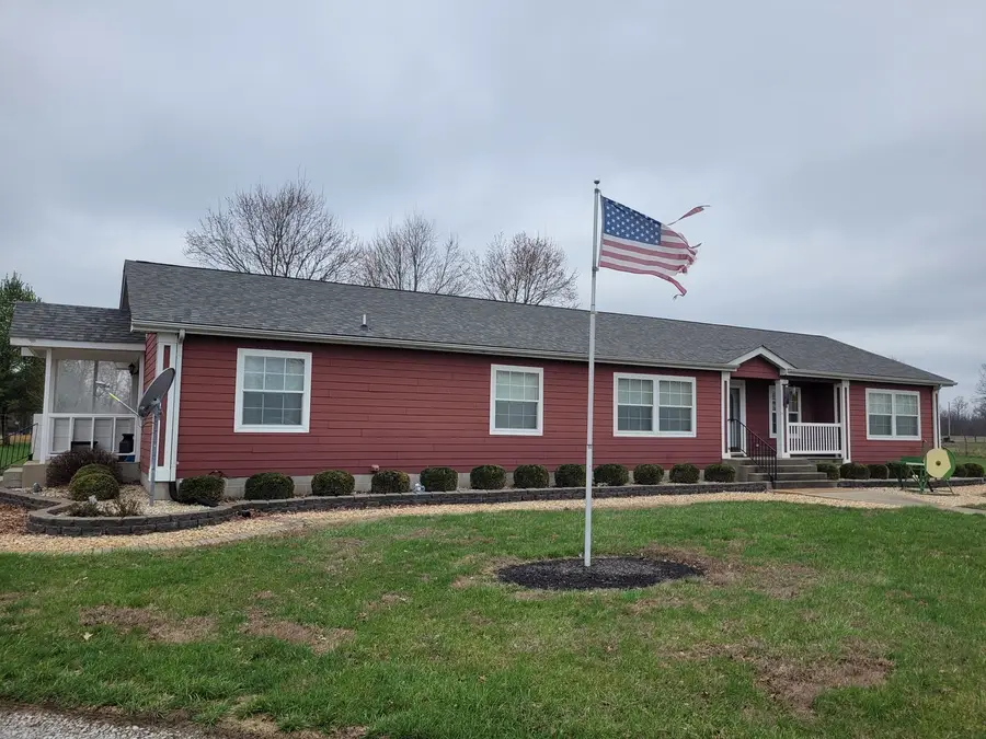 17592 N Seagull Lane, Bluford, IL 62814 - #2