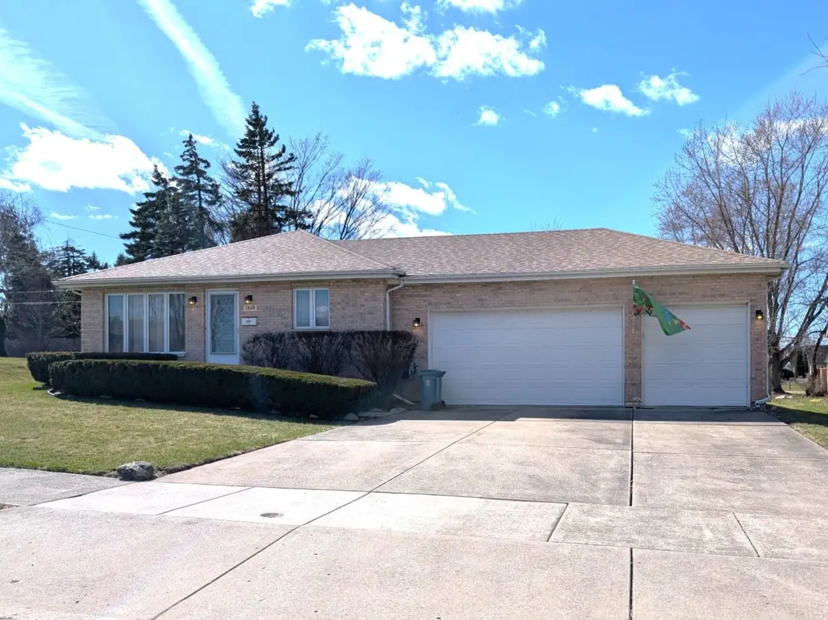 Address Withheld By Seller, Crest Hill, IL 60403 - #1