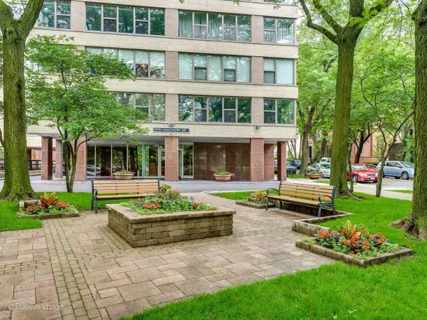 2970 N Lake Shore Drive #14A, Chicago, IL 60657