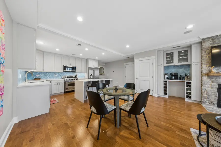 1921 W Diversey Parkway #401, Chicago, IL 60614 - #3