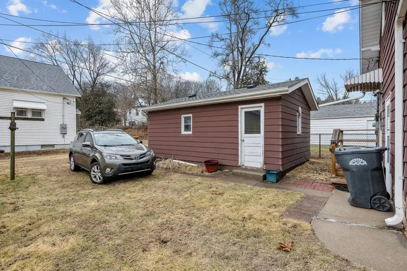 204 Adams Place, Clinton, IA 52732 - #3