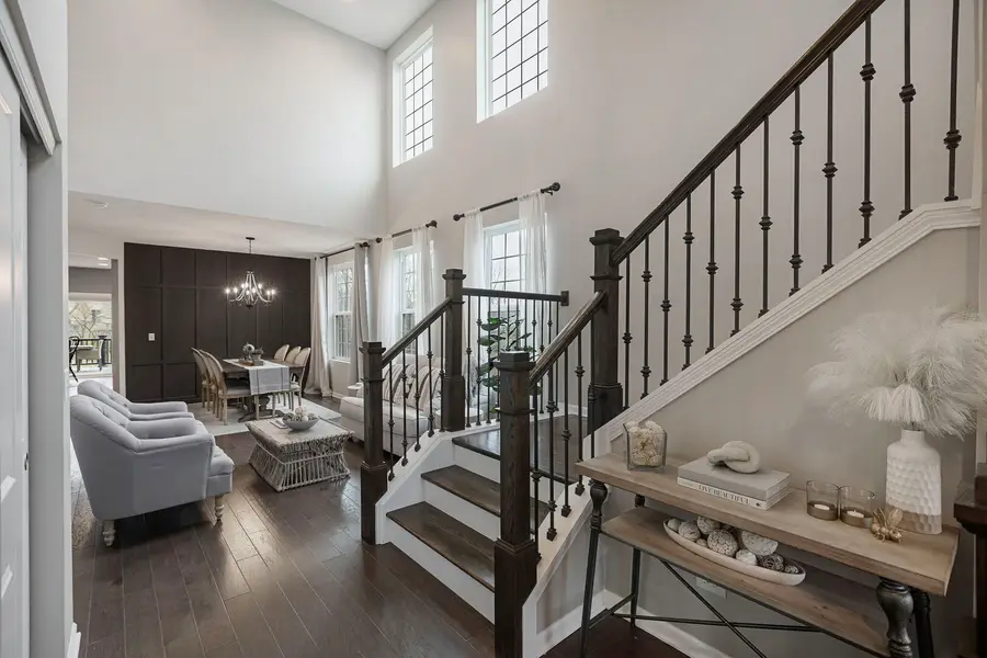 2555 Leander Court, Woodridge, IL 60517 - #3