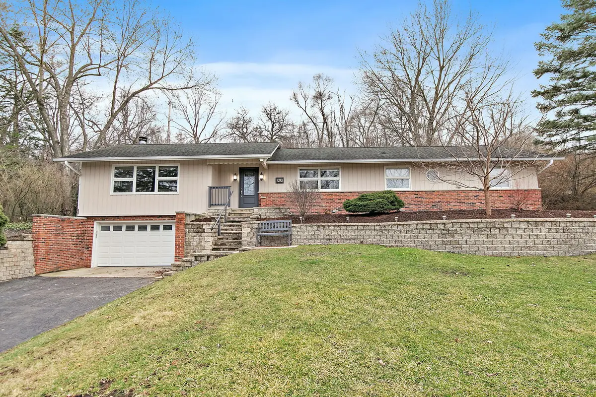 915 Willow Lane, Sleepy Hollow, IL 60118 - #1