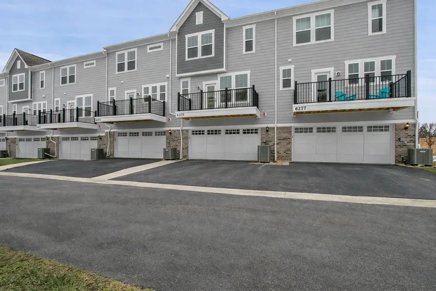 6275 Sandbelt Drive, Woodridge, IL 60517 - #2