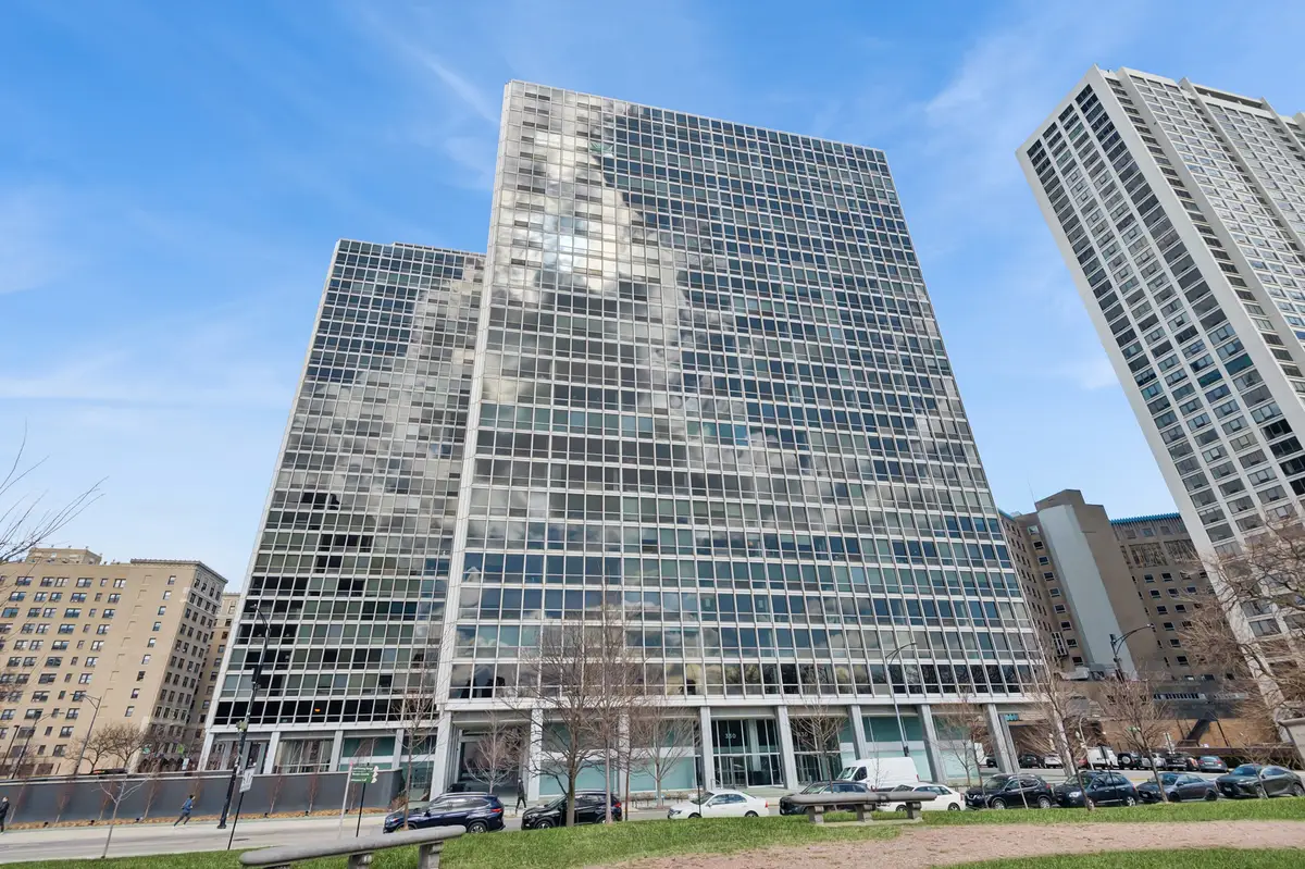 330 W Diversey Parkway #1702, Chicago, IL 60657 - #1