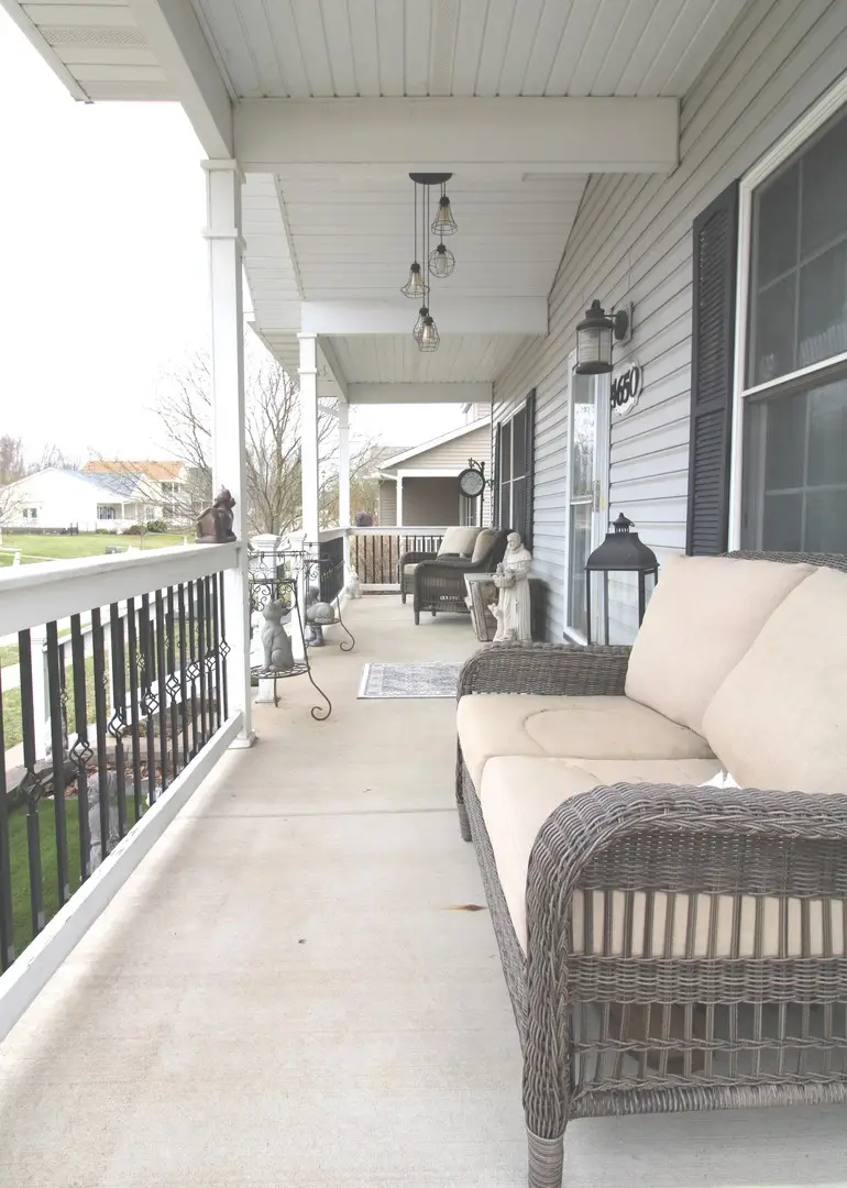 4650 Kelling Street, Davenport, IA 52806 - #2