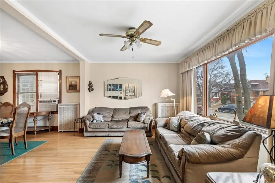 7925 W Cressett Drive, Elmwood Park, IL 60707 - #3