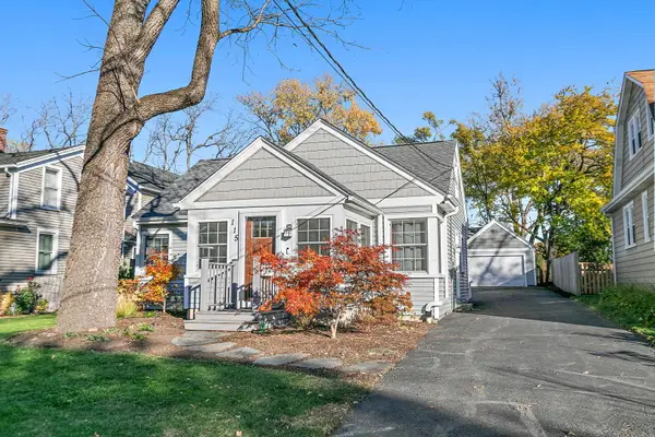 115 N Hager Avenue, Barrington, IL 60010