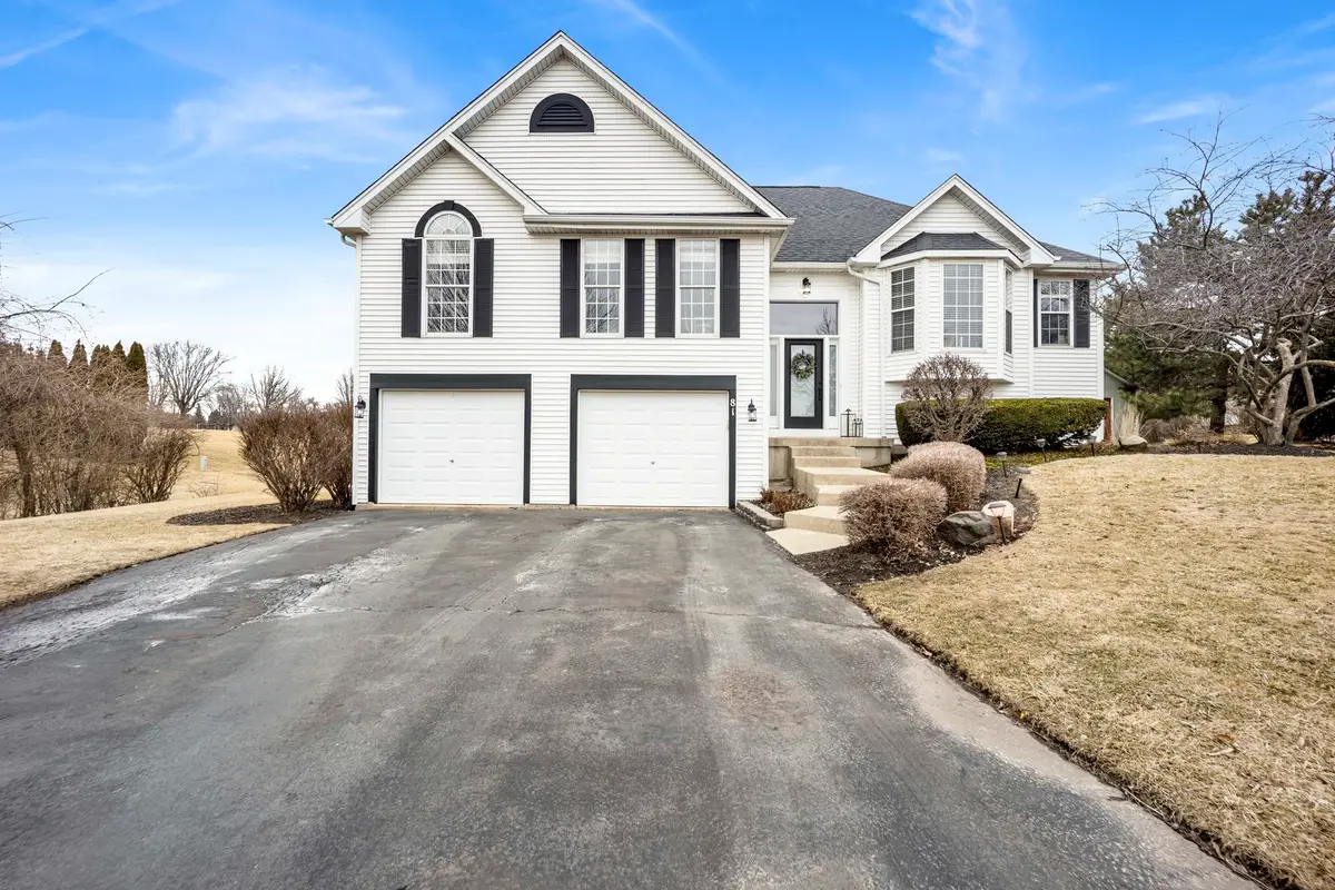 81 Parkside Court, North Aurora, IL 60542 - #1
