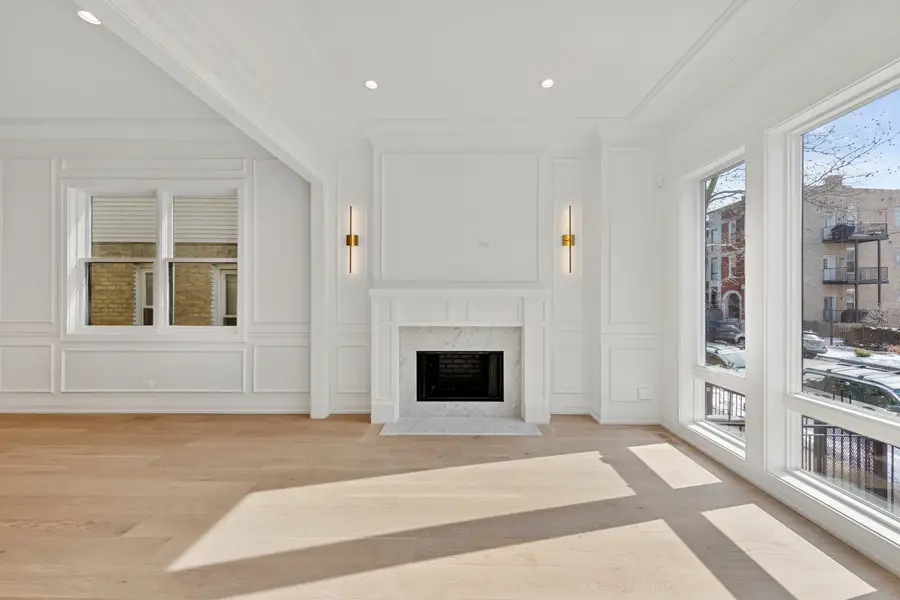 4616 N Claremont Avenue, Chicago, IL 60625 - #2