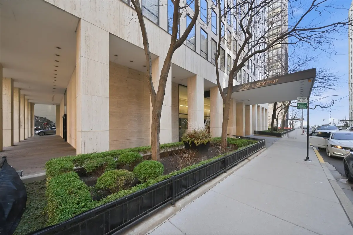 260 E Chestnut Street #2010, Chicago, IL 60611 - #1