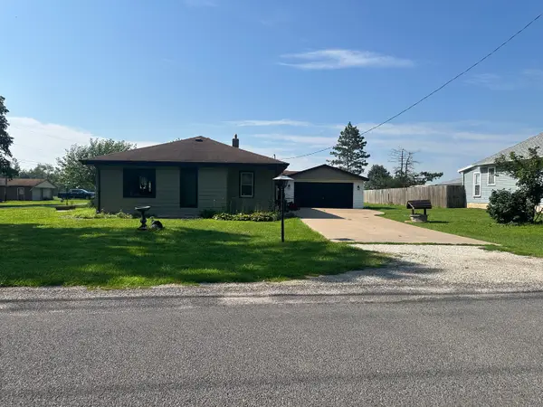 415 W Livingston Road, Streator, IL 61364