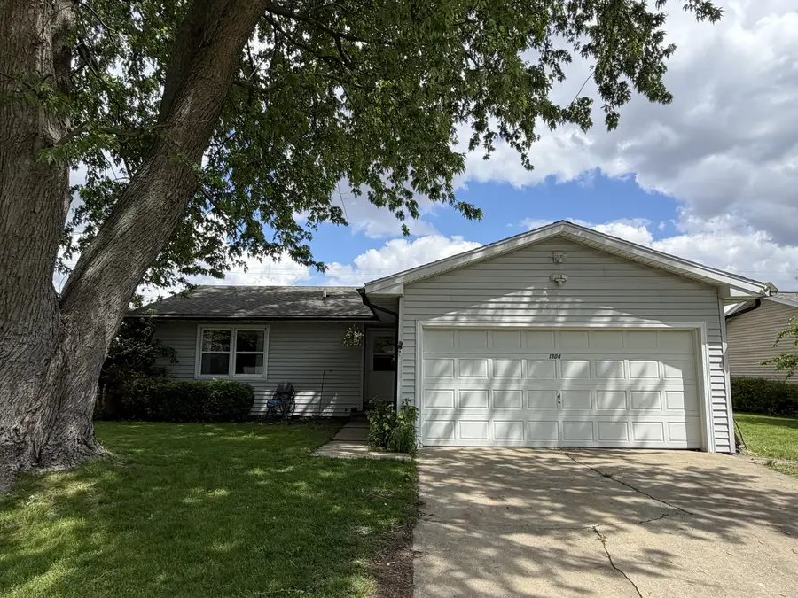 1304 Greenridge Drive, Urbana, IL 61802 - #2