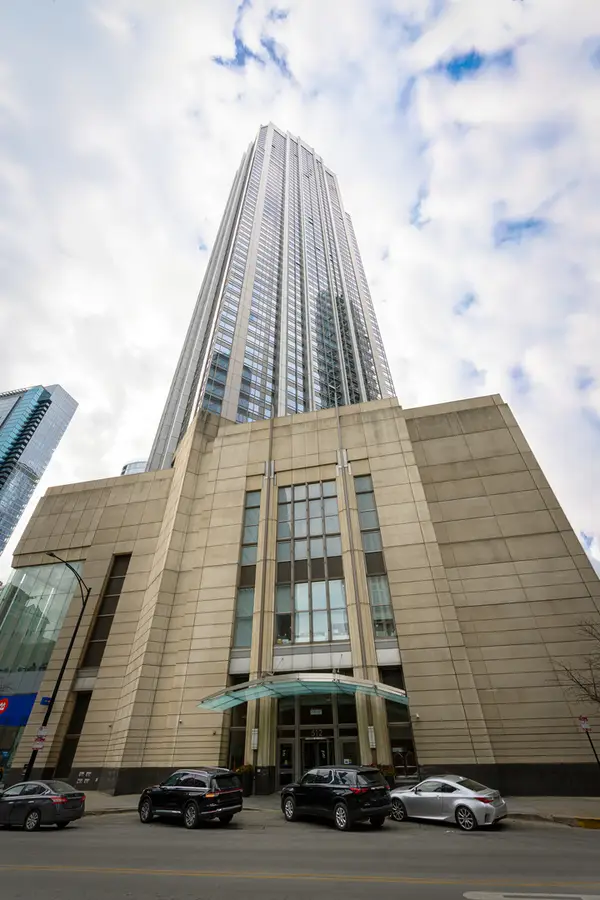 512 N Mcclurg Court #907, Chicago, IL 60611