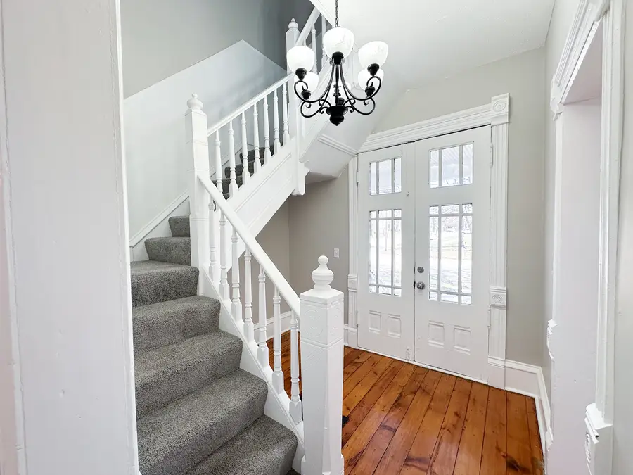 712 N Roosevelt Street, Bloomington, IL 61701 - #3