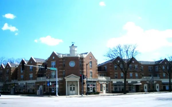 1625 Glenview Road #103, Glenview, IL 60025