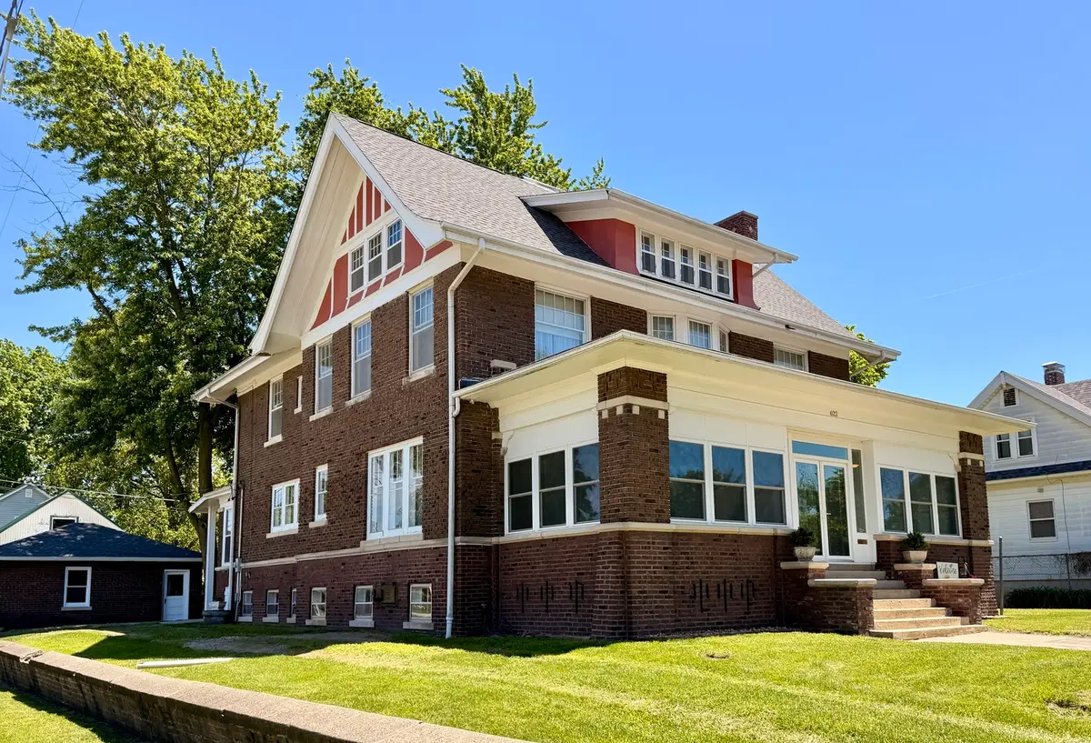 622 N Monroe Street, Clinton, IL 61727 - #1