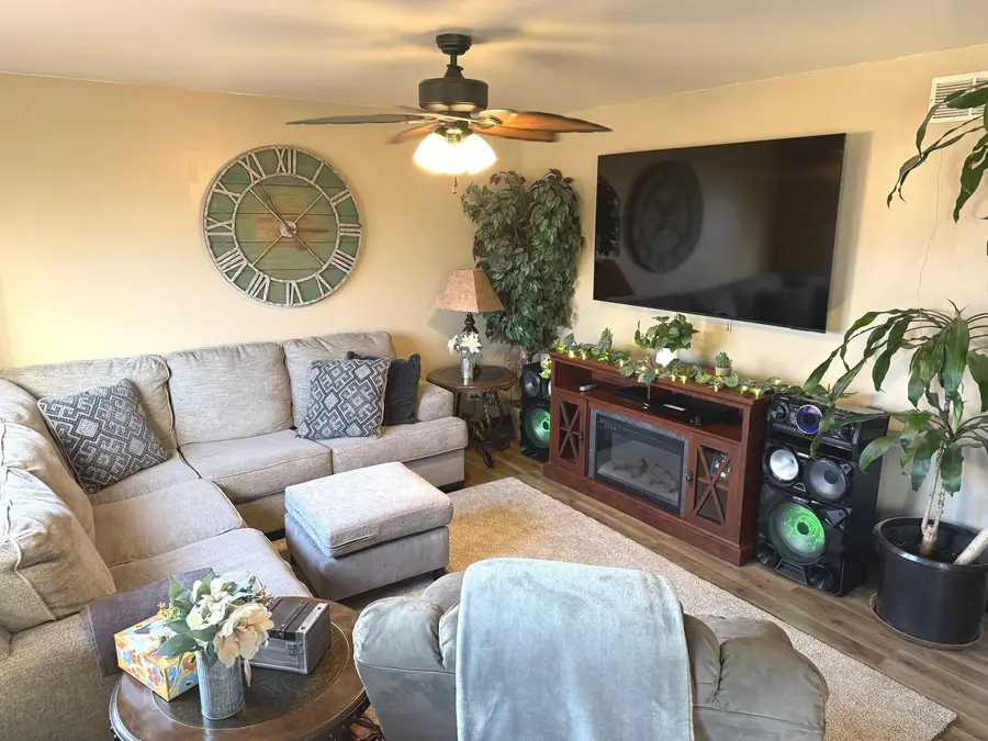 Address Withheld By Seller, Sycamore, IL 60178 - #2