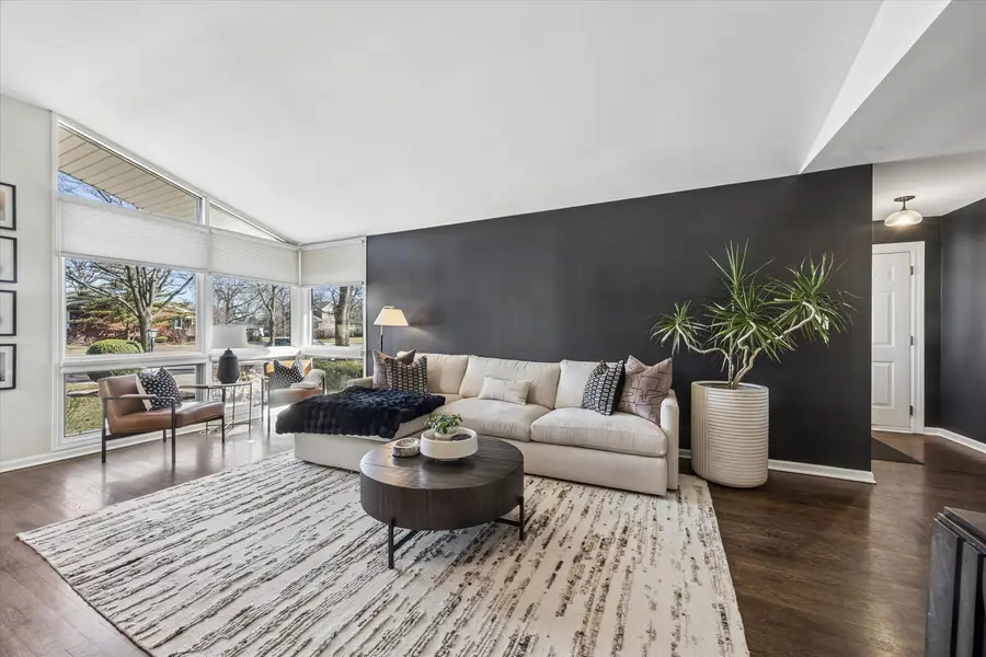 5312 Howard Avenue, Western Springs, IL 60558 - #2