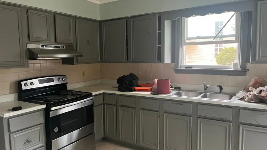 501 N Sterling Street, Streator, IL 61364 - #3