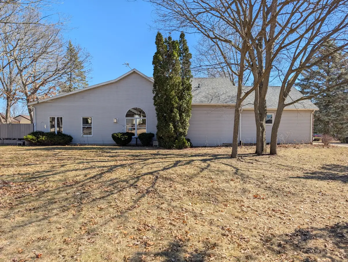 3447 Daren Drive #1, Freeport, IL 61032 - #1