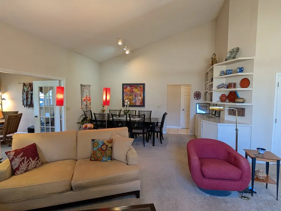 3447 Daren Drive #1, Freeport, IL 61032 - #3