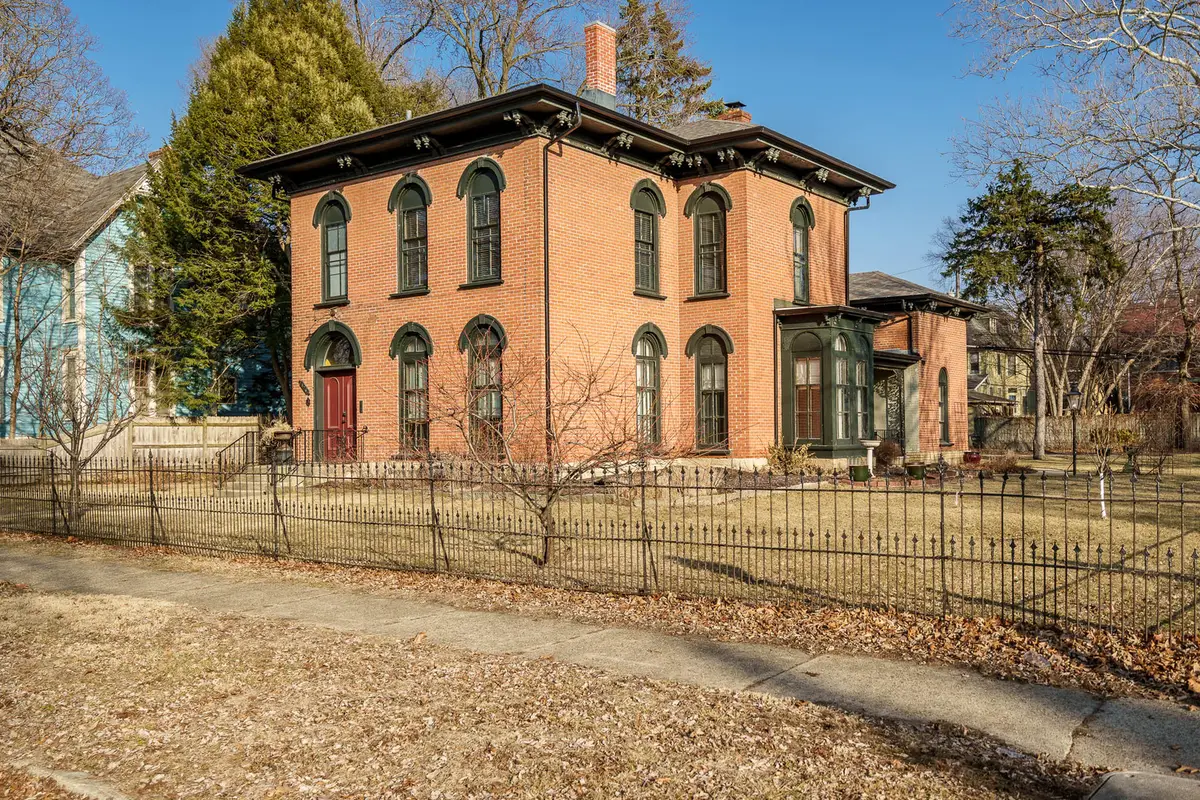 326 S 2nd Street, Rockford, IL 61104 - #1