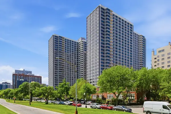 4250 N Marine Drive #2014, Chicago, IL 60613