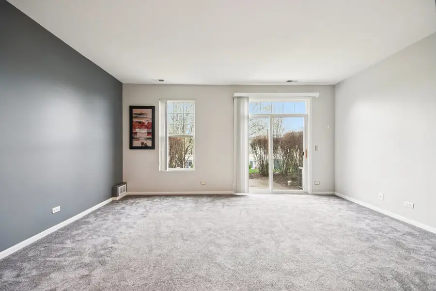 2203 Flagstone Lane #2203, Carpentersville, IL 60110 - #2