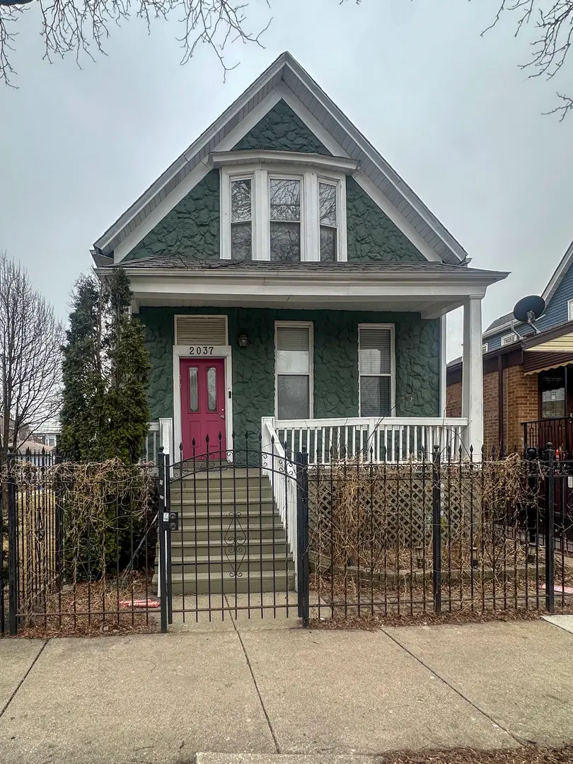 2037 N Tripp Avenue, Chicago, IL 60639 - #1