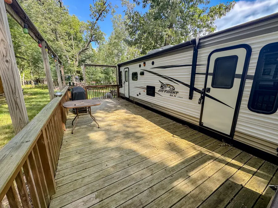 27/96 Woodhaven, Sublette, IL 61367 - #3