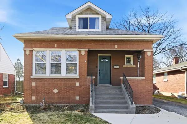 104 N Ardmore Avenue, Villa Park, IL 60181