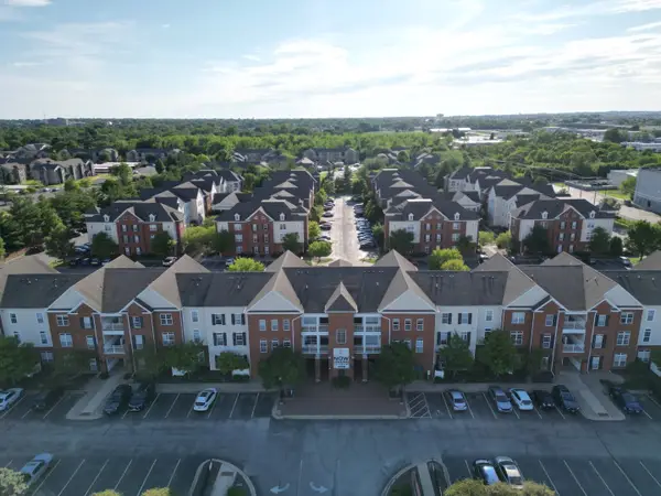 1905 N Lincoln Avenue #202, Urbana, IL 61801