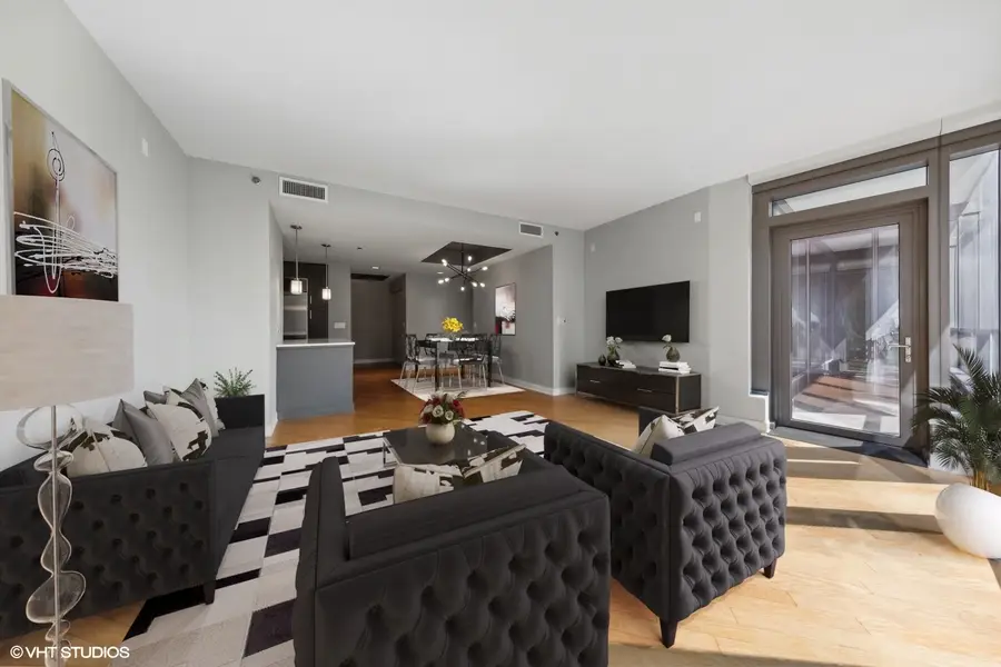 Address Withheld By Seller, Chicago, IL 60603 - #3