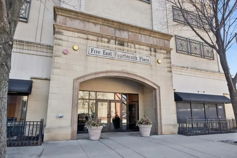 5 E 14th Place #1705, Chicago, IL 60605 - #2