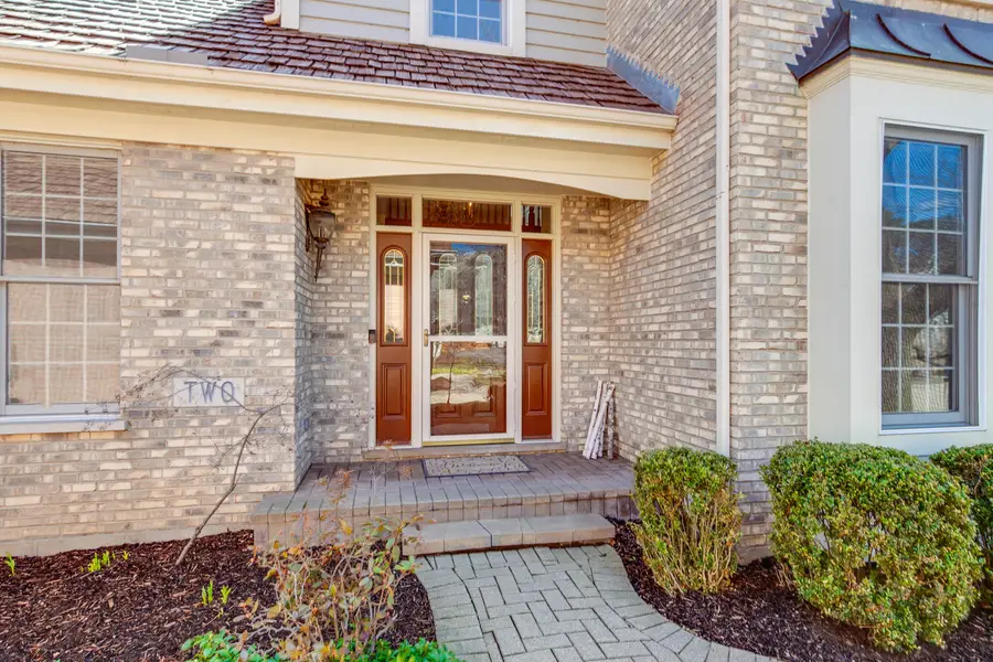 2 Groton Court, Lincolnshire, IL 60069 - #3