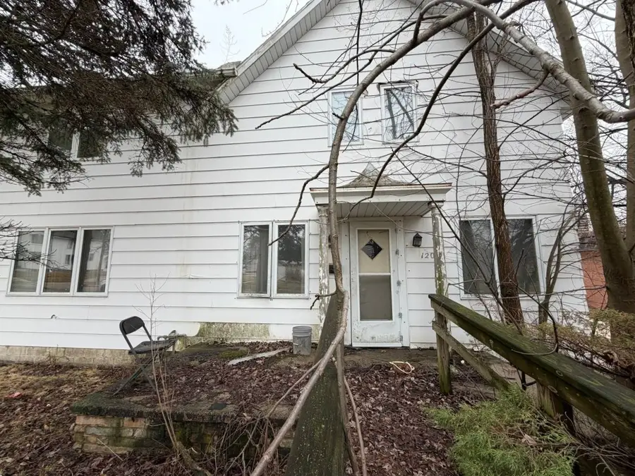 1205 Roseview Avenue, Kewanee, IL 61443 - #3