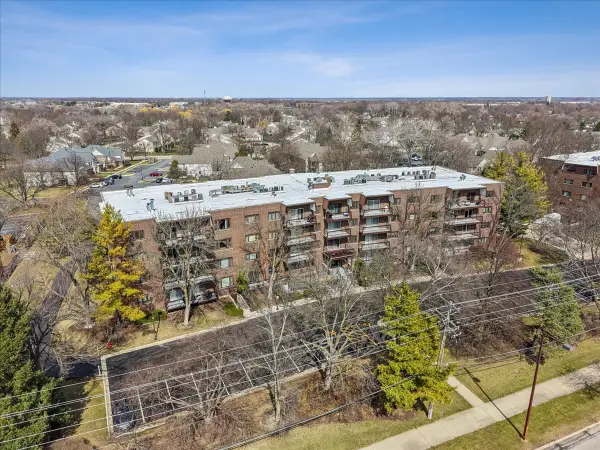 300 E Dundee Road #310, Buffalo Grove, IL 60089