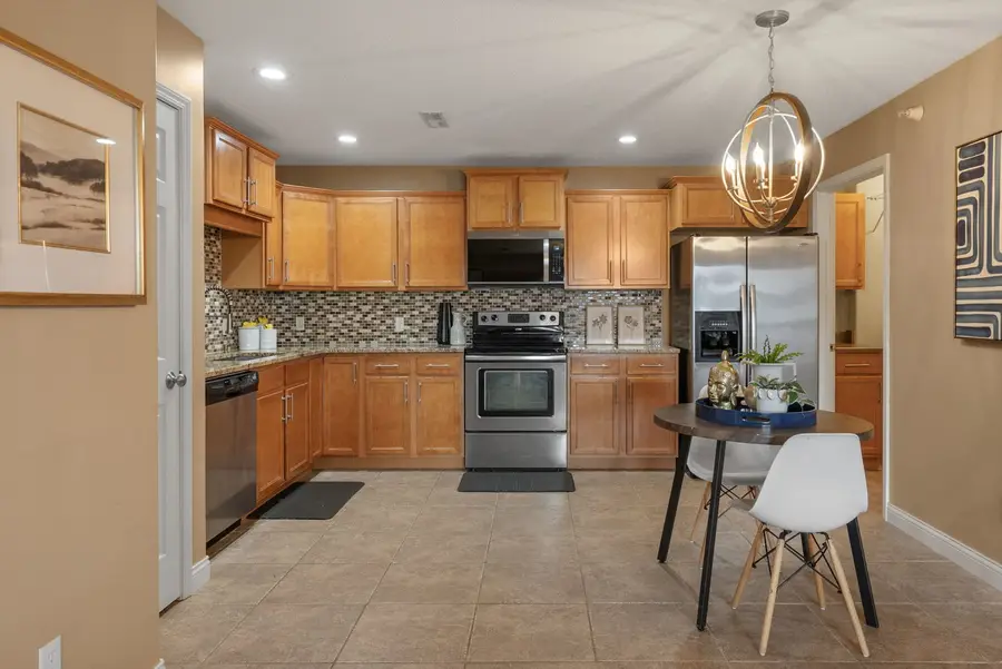 4189 Creek Hill Drive #89, Bettendorf, IA 52722 - #3