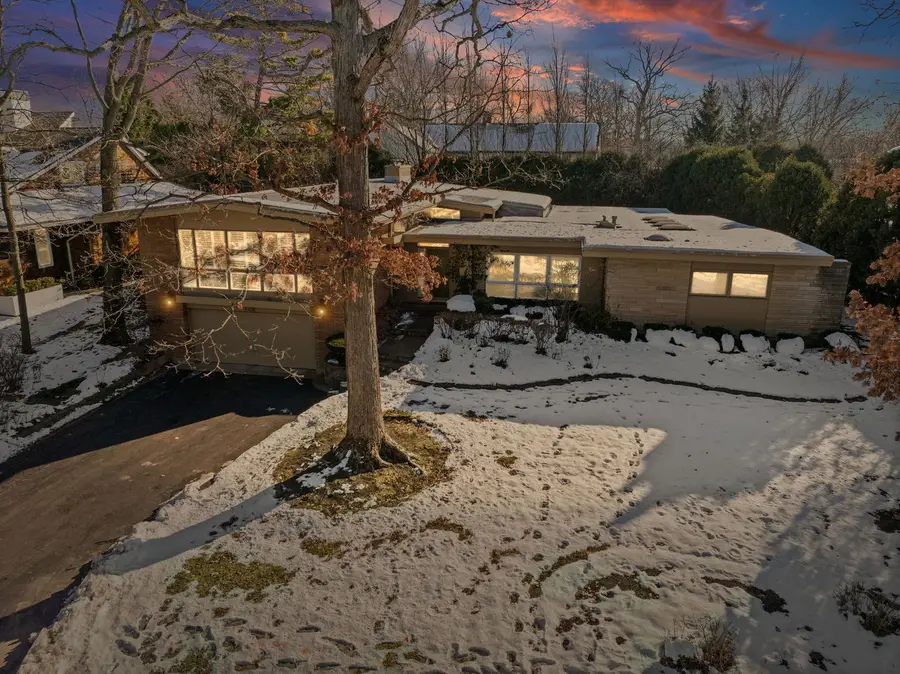 130 Rockgate Lane, Glencoe, IL 60022 - #3