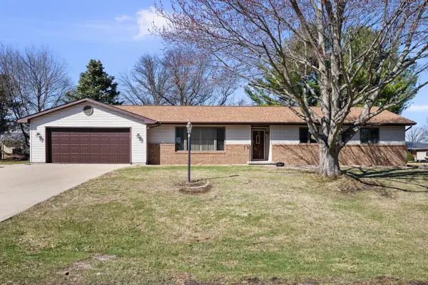 10 Pine Tree Court, Kewanee, IL 61443