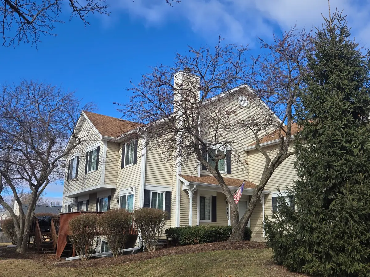 422 Sandhurst Lane, South Elgin, IL 60177 - #1