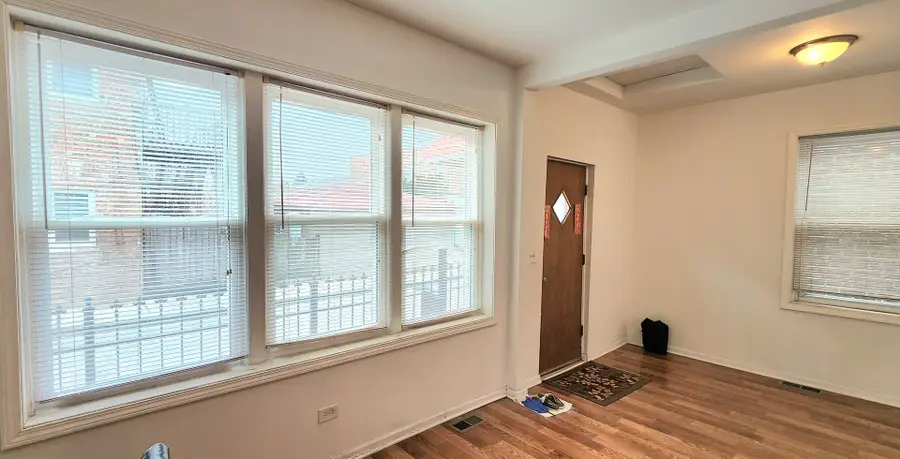 Address Withheld By Seller, Chicago, IL 60608 - #3